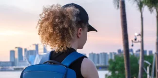 Divoom 推 Pixoo Backpack S 像素雙肩包，小朋友必備