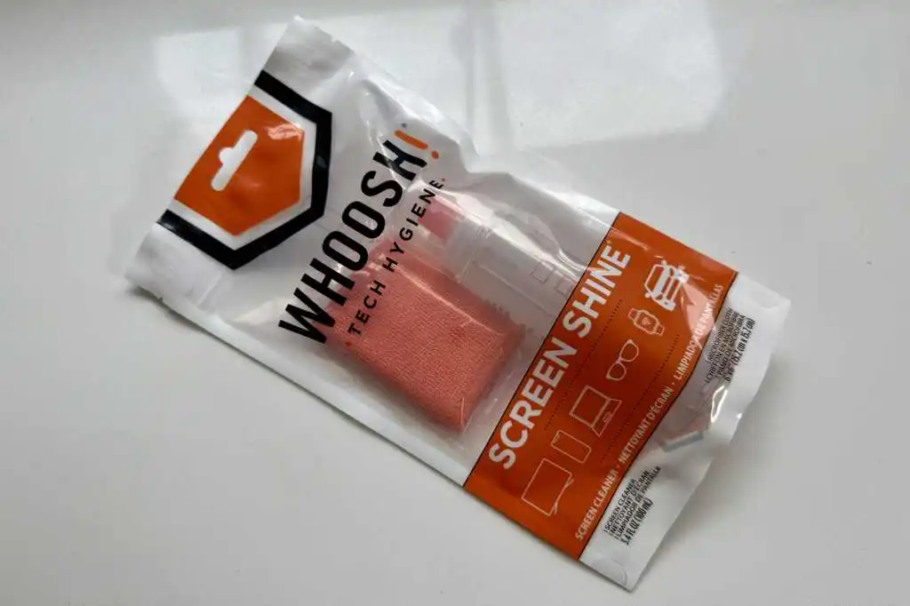 Apple 推薦的螢幕清潔劑選擇：Whoosh 使用心得與產品介紹