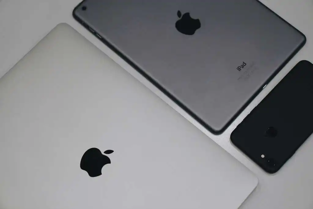iPad 的未來：面對 iPhone 和 MacBook Air 的競爭與機遇