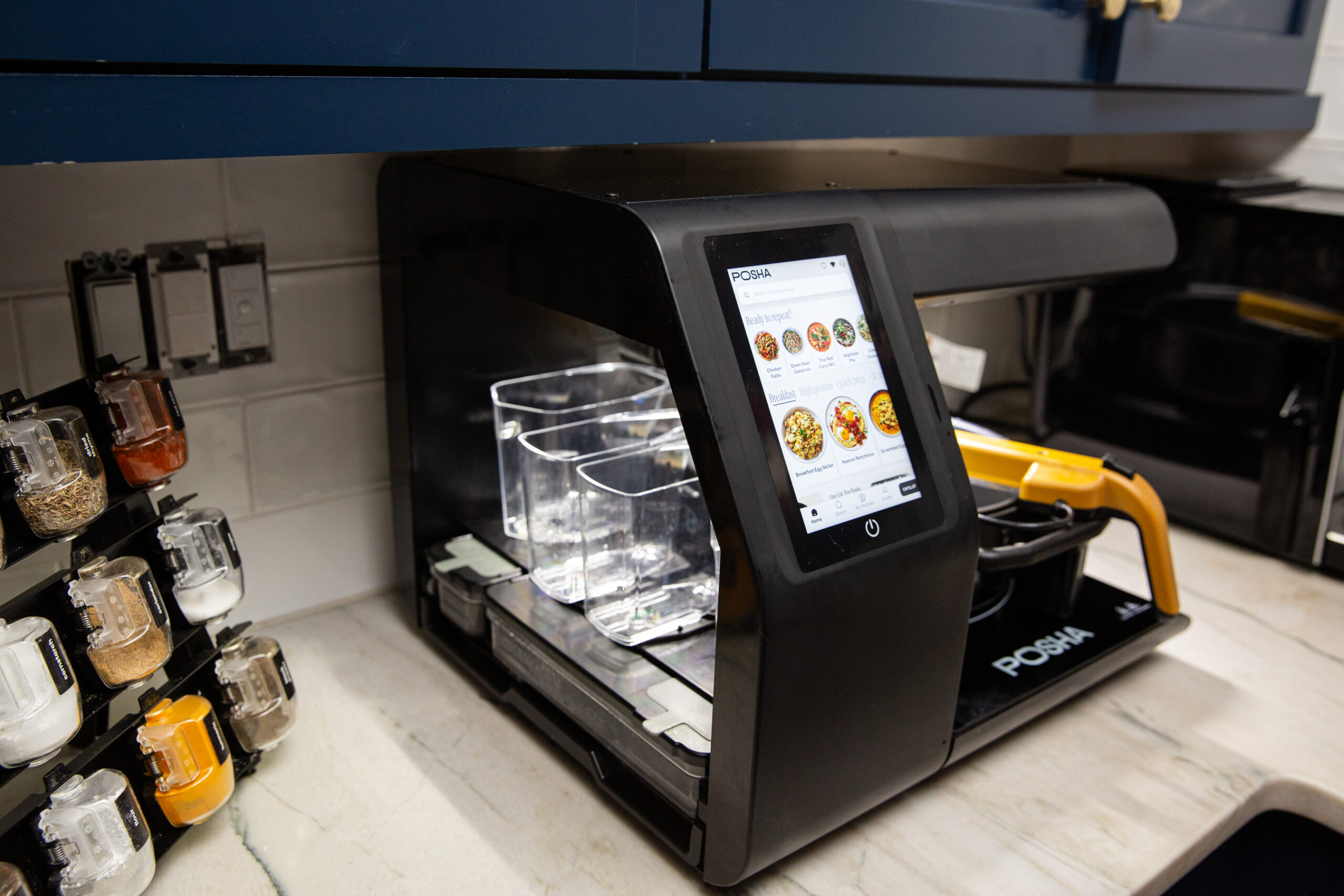 這部 ,500 機械人幫我煮晚餐，讓我專心工作