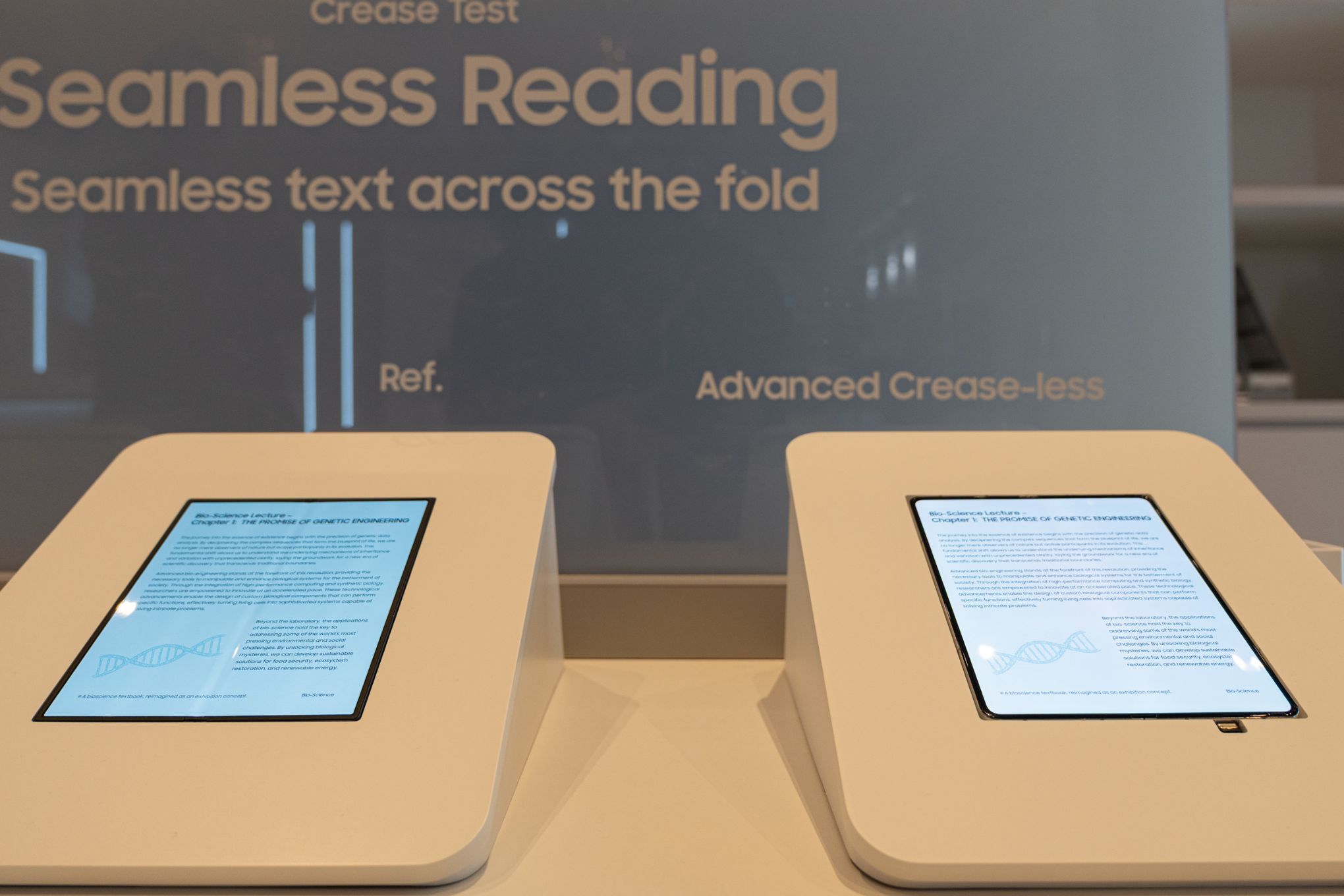 這是摺疊 iPhone 的無痕顯示屏嗎