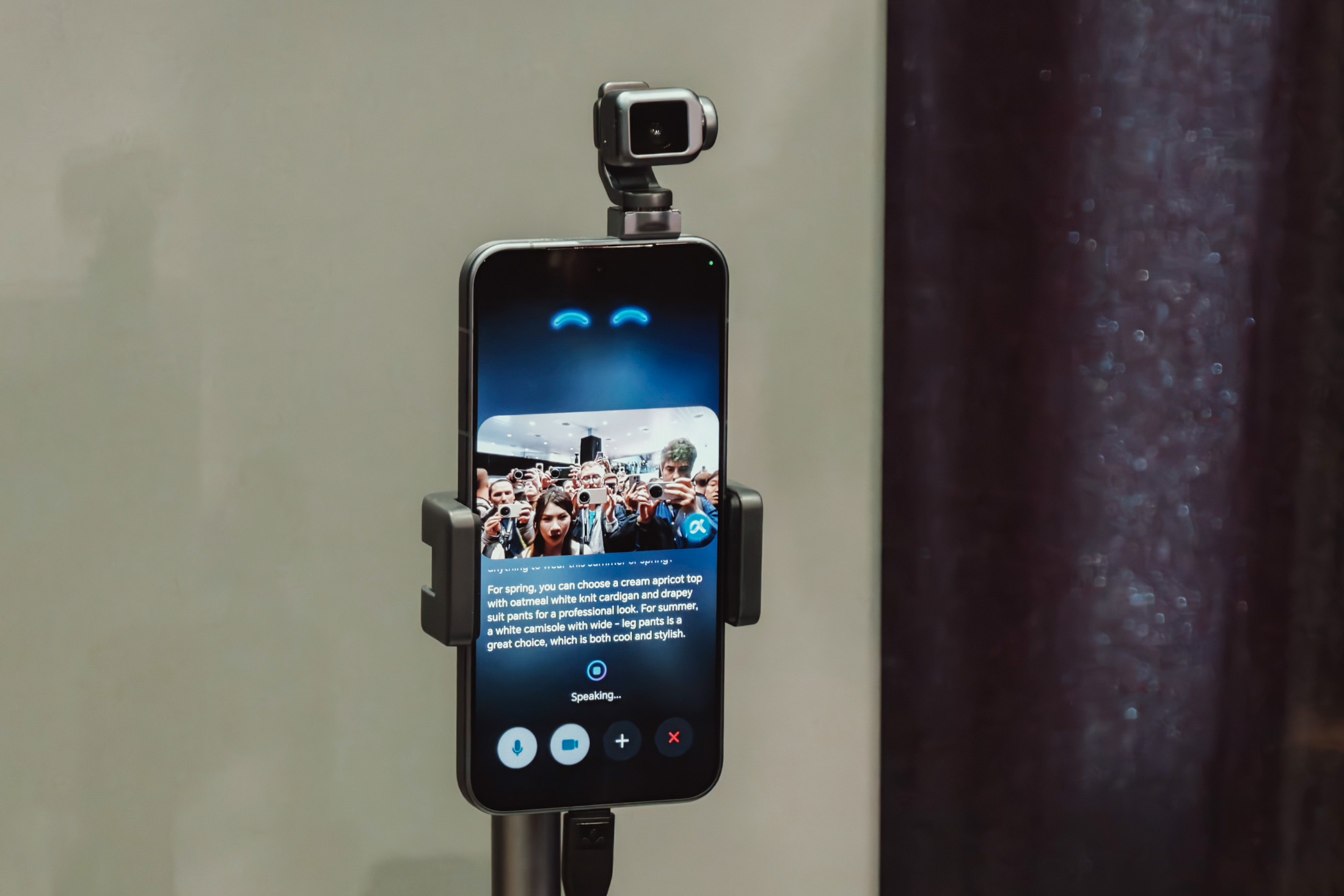 Honor 宣布其 Robot Phone 將於今年稍後推出