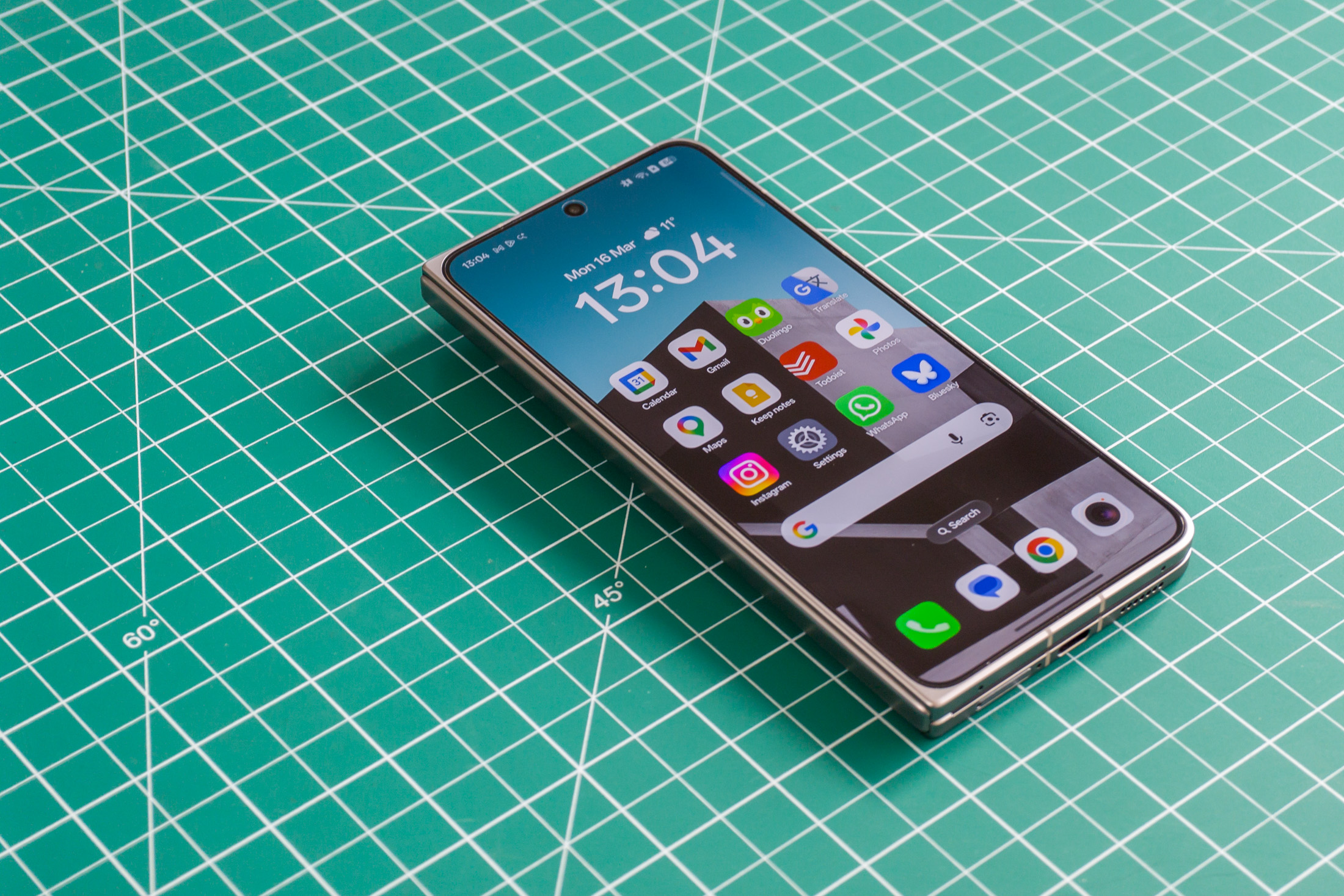 Oppo 再次推出最佳摺疊手機 Oppo 再次推出最佳摺疊手機